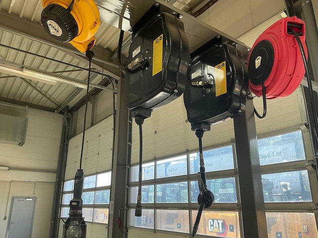 Werkplaatsinrichting met diverse haspels - afbeelding 6 van  8