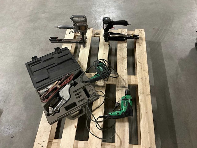 Werkplaatsinventaris - afbeelding 1 van  4