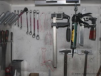 Werkplaatskast met diverse gereedschappen en benodigdheden, werking niet gekend - afbeelding 3 van  3