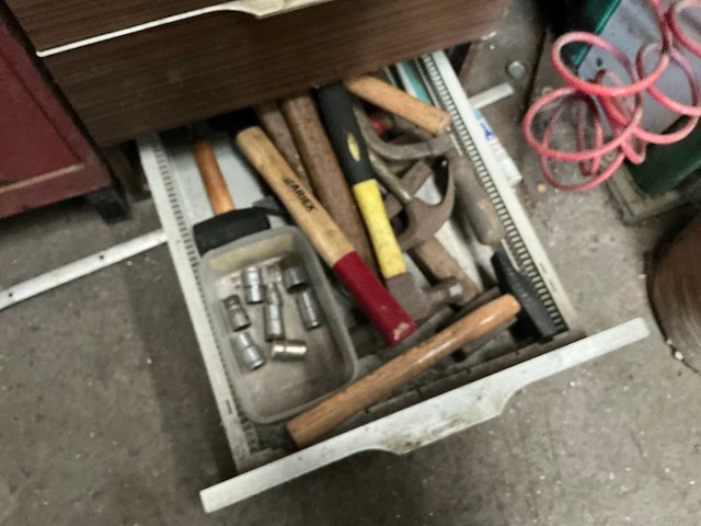 Werkplaatskast met handgereedschappen - afbeelding 7 van  7