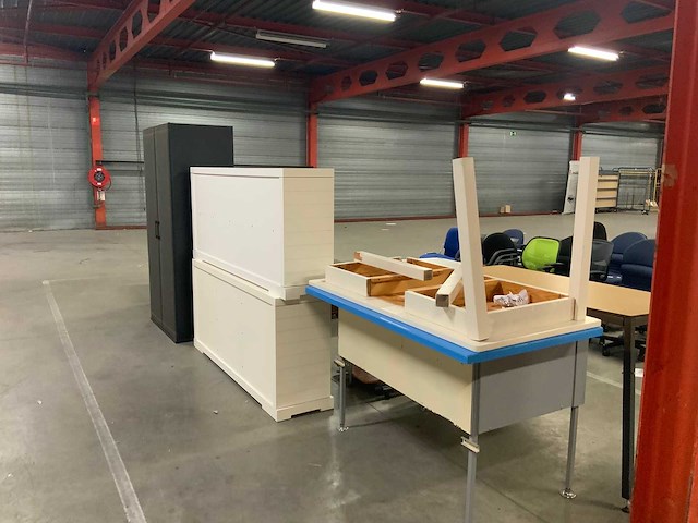 Werkplaatsmeubilair - afbeelding 4 van  4