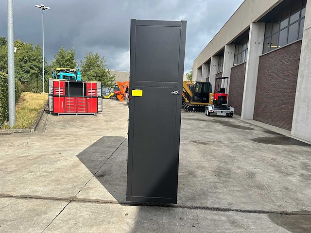 Werkplaatsmeubilair - afbeelding 7 van  8