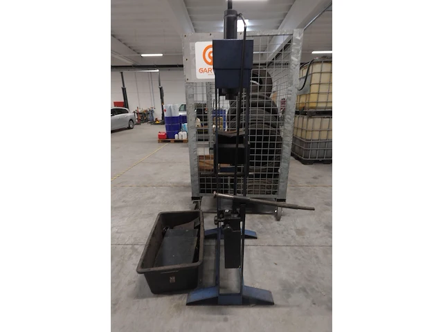 Werkplaatspers 20t - afbeelding 2 van  6