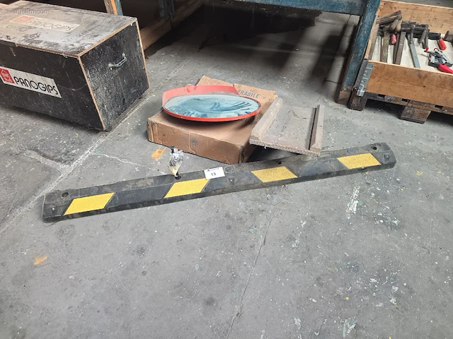Werkplaatsuitrusting no name - afbeelding 1 van  3