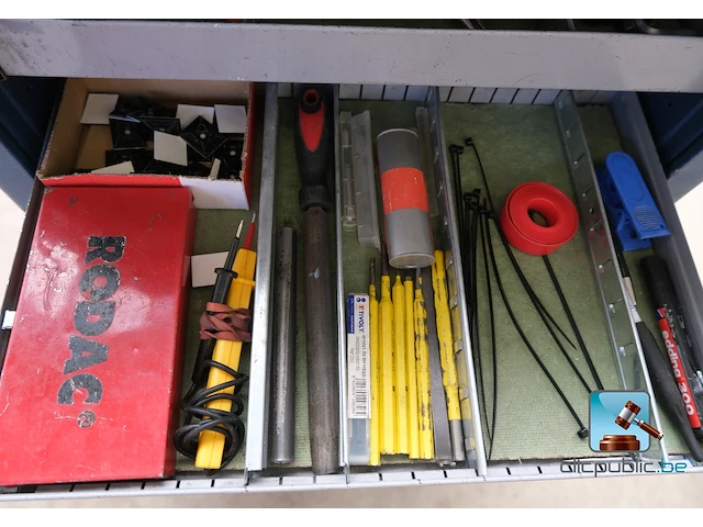 Werkplaatswagen met inhoud - afbeelding 6 van  9