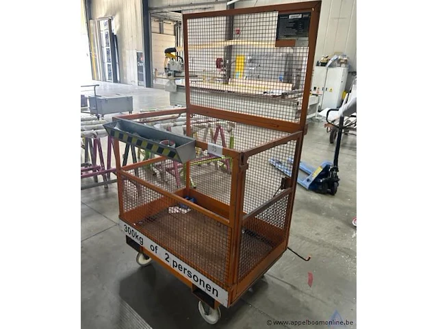 Werkplatform gaerner mp-b, bouwjaar 2016, serienummer 5293976. maximaal draagvermogen van 300 kg - afbeelding 1 van  2