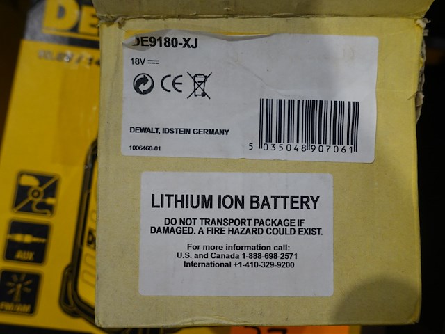 Werkradio dewalt - afbeelding 3 van  3