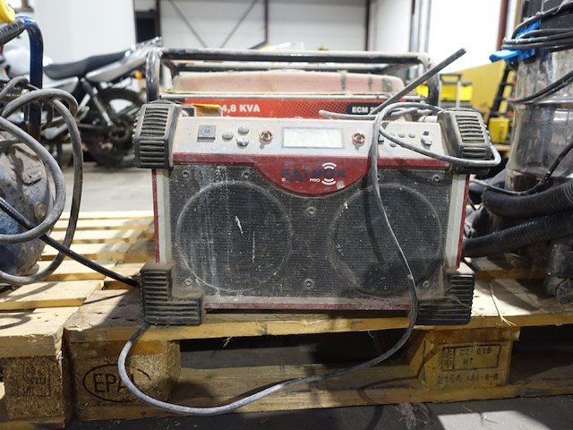 Werkradio fatbox - afbeelding 1 van  4