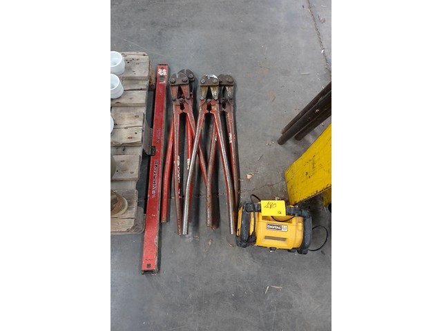 Werkradio + kniptangen - afbeelding 1 van  6