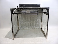 Werkruimte met afzuiging - afbeelding 1 van  4