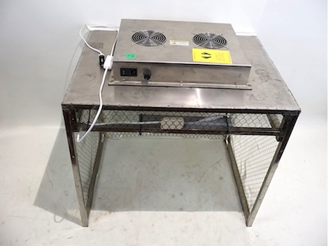 Werkruimte met afzuiging - afbeelding 2 van  4