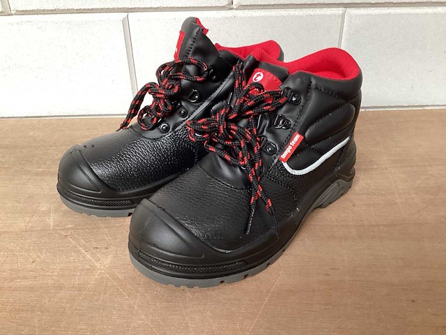 Werkschoenen zwart/rood, maat 36 (8x) - afbeelding 1 van  5