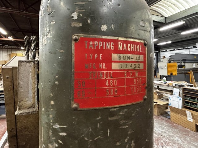 Werkstation met 3 kolomboormachines// tappingmachine wo tb audax 15 en spindle r.p.m. sun-10 - afbeelding 11 van  13