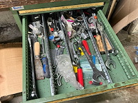 Werkstation/constructie met inhoud - afbeelding 4 van  15