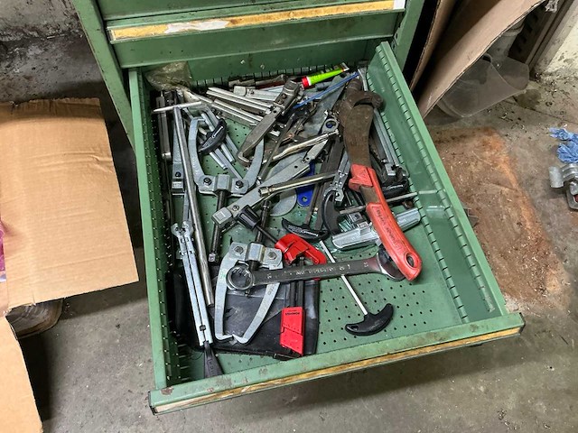 Werkstation/constructie met inhoud - afbeelding 6 van  15