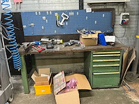 Werkstation/constructie met inhoud - afbeelding 1 van  15