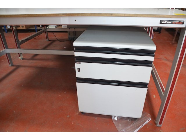Werktafel 200x115x200 cm, ladeblok 3 laden - afbeelding 3 van  11