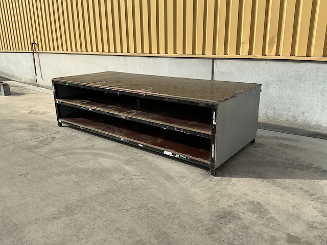 Werktafel 3 meter met stopcontacten - afbeelding 3 van  6