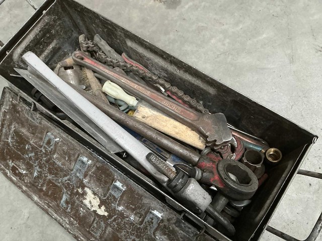 Werktafel + diversen - afbeelding 6 van  6