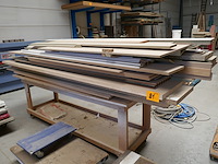 Werktafel & hout - afbeelding 1 van  3