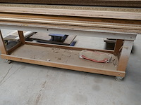 Werktafel & hout - afbeelding 3 van  3