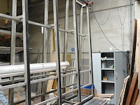 Werktafel met glasblok - afbeelding 3 van  4