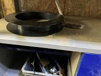 Werktafel met handgereedschap - afbeelding 4 van  25