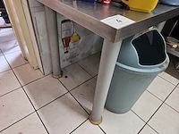 Werktafel met rvs werkblad - afbeelding 3 van  3