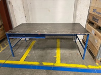 Werktafel met stalen werkblad