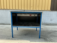 Werktafel met stopcontacten - afbeelding 1 van  7