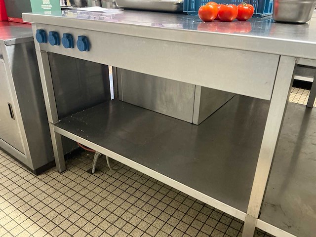 Werktafel met warmhoudelement - afbeelding 4 van  6