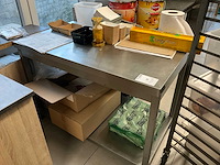 Werktafel rvs met inhoud - afbeelding 2 van  3