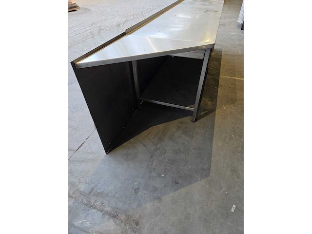 Werktafel rvs + staal frame - afbeelding 6 van  6