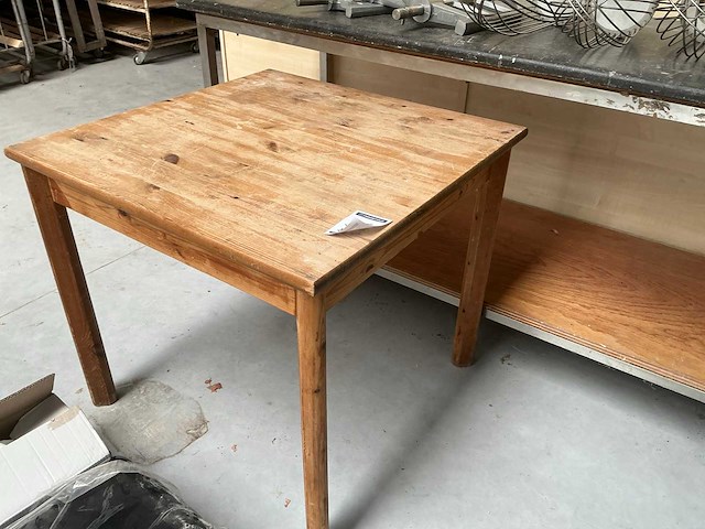 Werktafel voorzien van natuurstenen tafelblad - afbeelding 5 van  6