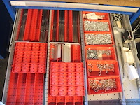 Werktafel vv 16 laden en gereedschappen - afbeelding 2 van  12