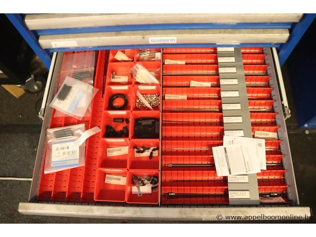 Werktafel vv 16 laden en gereedschappen - afbeelding 7 van  12
