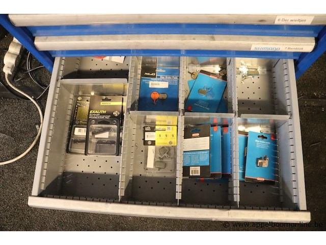 Werktafel vv 16 laden en gereedschappen - afbeelding 11 van  12