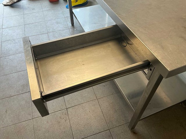 Werktafel - afbeelding 3 van  3