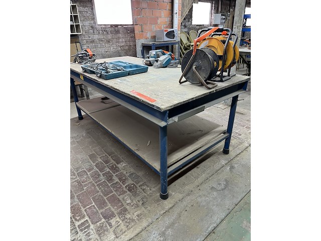 Werktafel - afbeelding 1 van  3