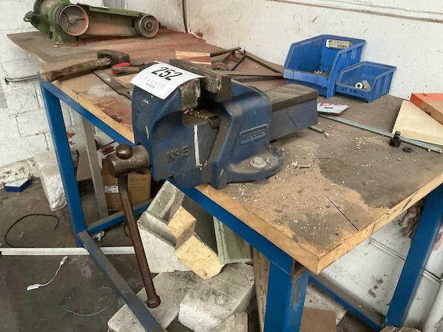 Werktafel - afbeelding 4 van  4