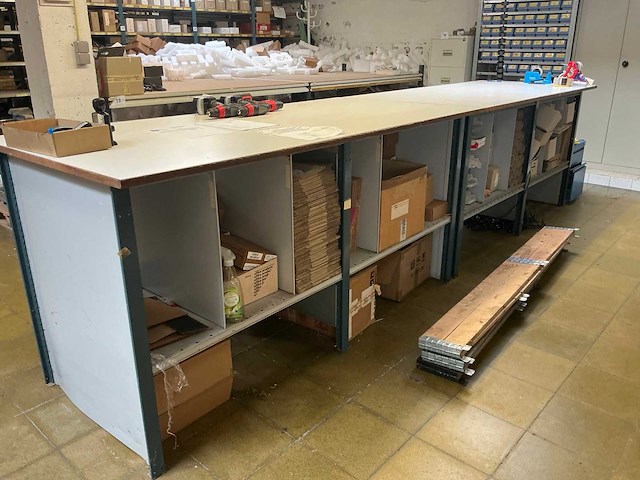 Werktafel - afbeelding 3 van  4