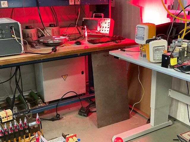 Werktafel - afbeelding 3 van  4