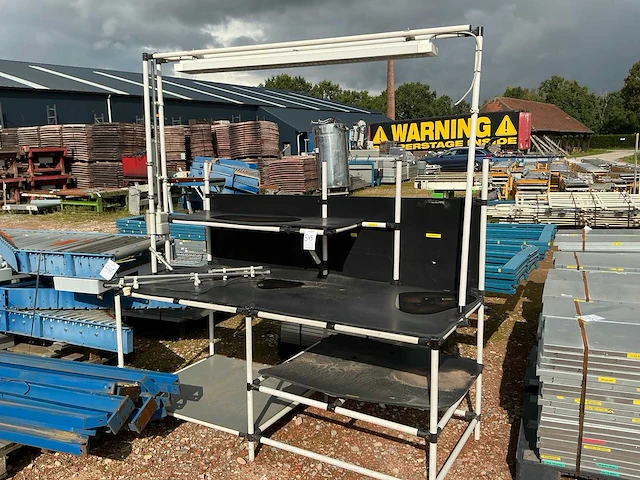 Werktafel - afbeelding 1 van  5