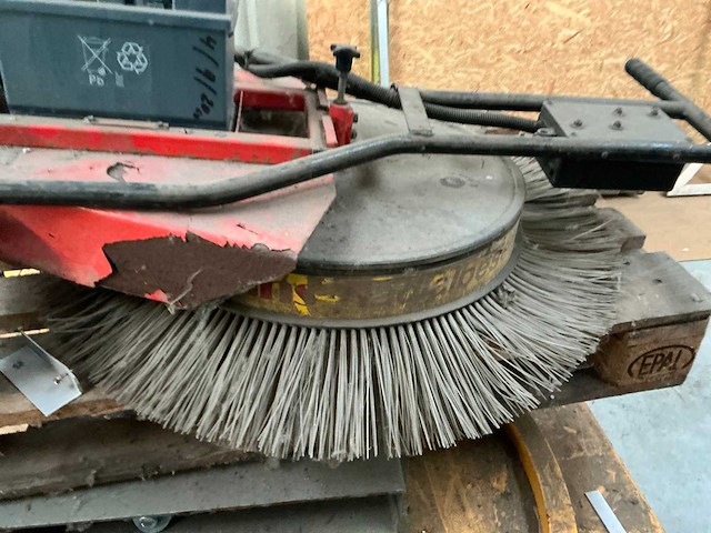 Westermanns radialbesen elektrische borstelmachine - afbeelding 3 van  6