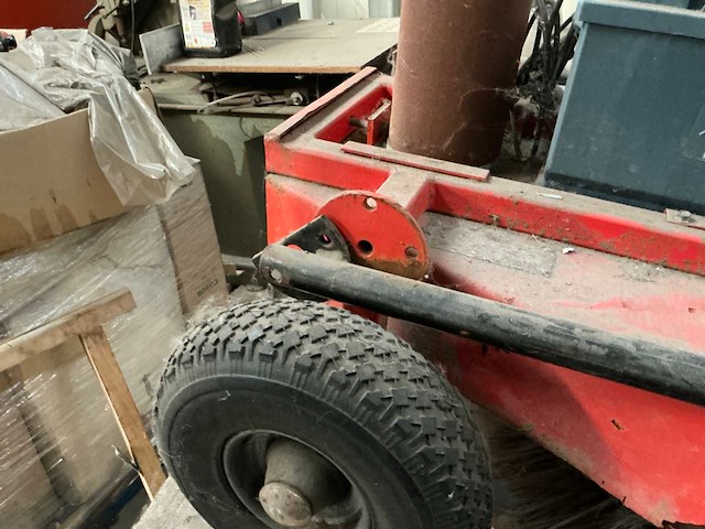 Westermanns radialbesen elektrische borstelmachine - afbeelding 5 van  6