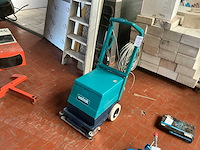 Wetrok duomatic 350e vloerreiniger - afbeelding 1 van  6