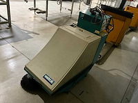 Wetrok kerwit 5000 e straatveegmachine - afbeelding 8 van  11