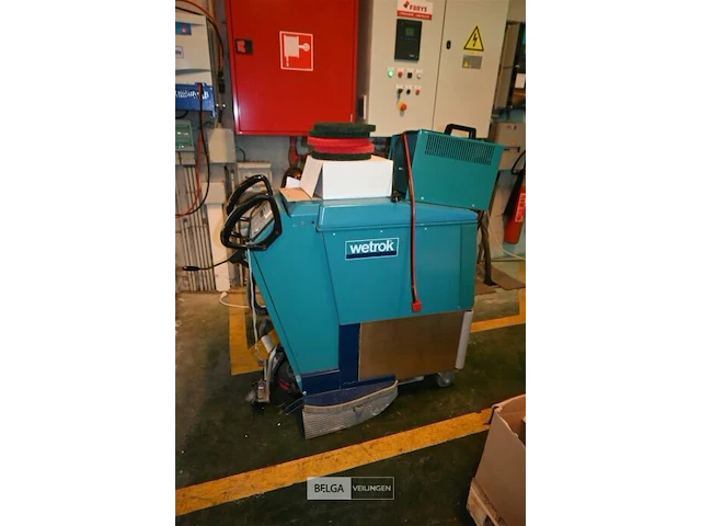 Wetrok poetsmachine met lader - afbeelding 2 van  9