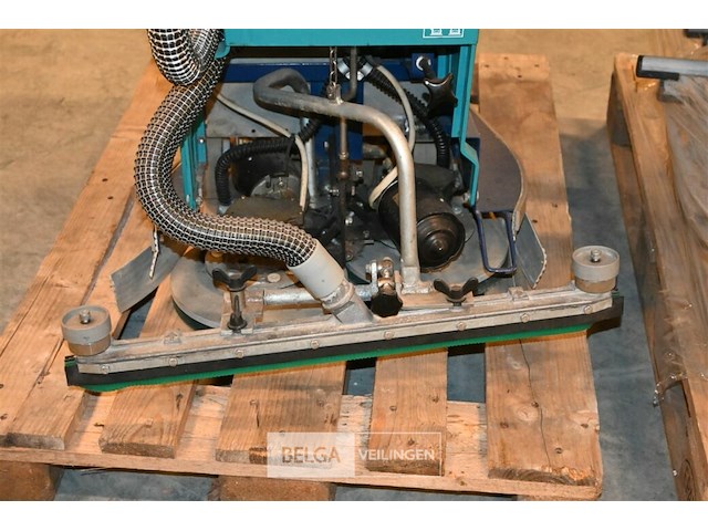 Wetrok schrob- / zuigmachine - afbeelding 4 van  7