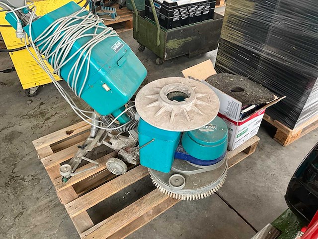 Wetrok servomatic 43 k vloerschrobmachine - afbeelding 5 van  13